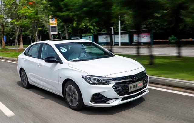 [雪佛兰]“简装英朗”科鲁泽，低配不足6万顶配不过9万，配置低但价格香