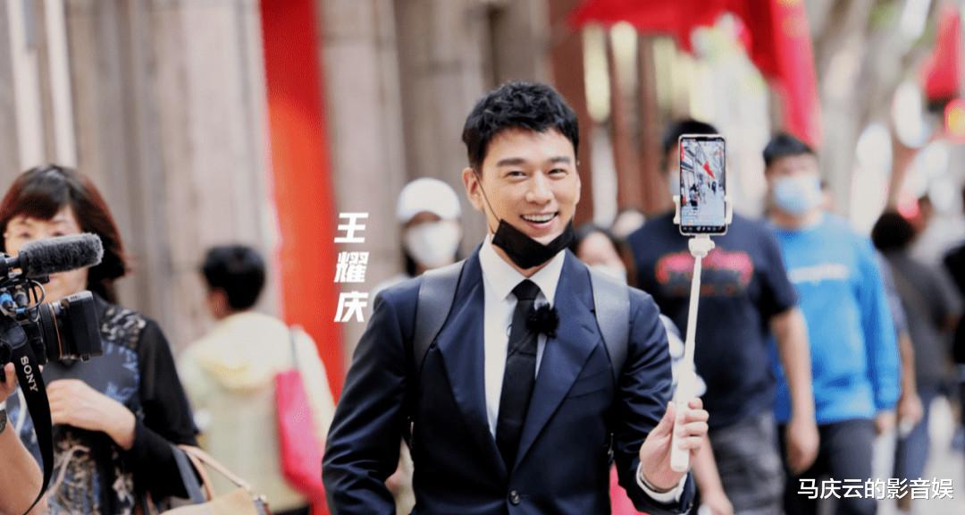 神奇公司在哪里|《神奇公司在哪里》东方台首播，不输极限挑战，爆笑神似甲方乙方