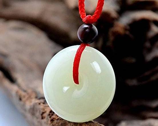 缅甸翡翠|缅甸翡翠一年卖310亿美元，还肯让人赌石？当地人说出实情