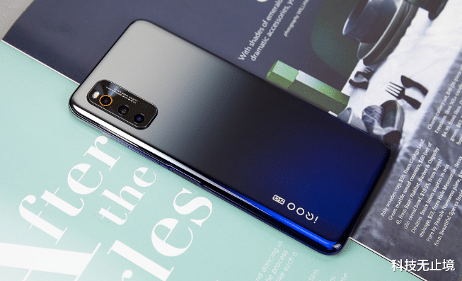 港股|11月买手机不要盲目跟风，这4部旗舰最值得买，不容易“吃亏”