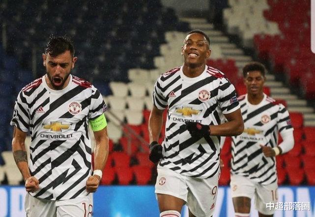 曼联|1-0！4连杀！英超13冠王登上榜首，6500万巨星破门，一夜2大惊喜