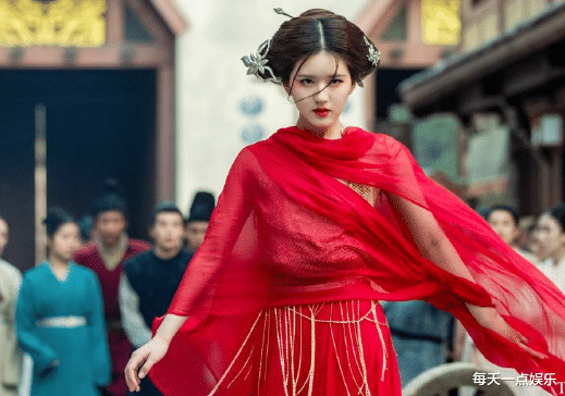 丁禹兮@《陈芊芊》丁禹兮最初定妆照曝光，看到他高马尾造型，不输魏无羡