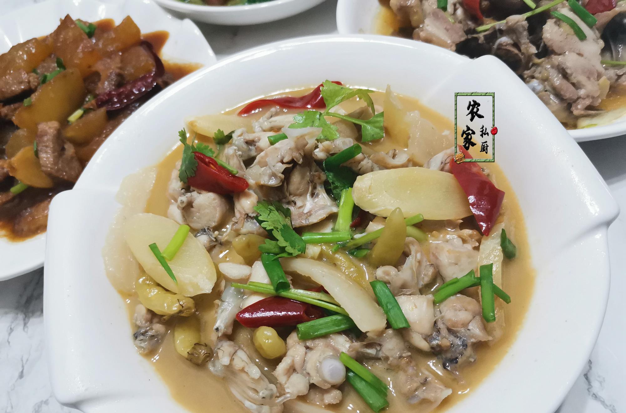 食材|女儿上大学,70后老两口晒大餐,网友调侃:回归二人世界很美好!