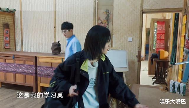 张子枫▲《向往4》张子枫为何录制一半就“消失”了?其实节目组早有暗示