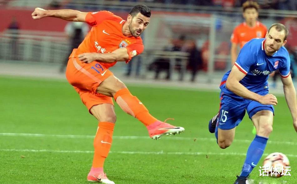 「山东鲁能」鲁能三套方案备战中超！球迷感言：难怪李霄鹏不慌，这下有底了！