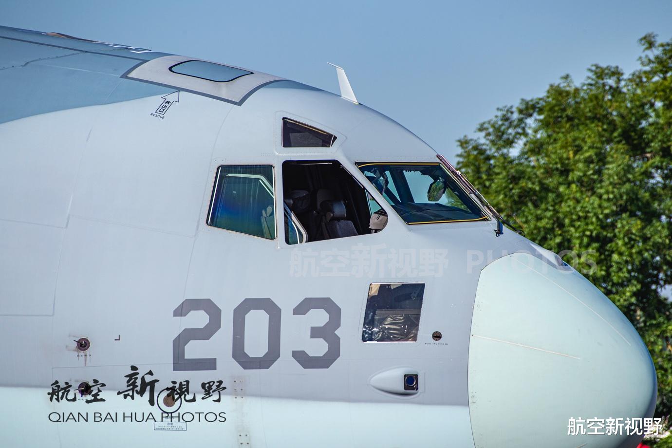 运输机|C-2和运-20高清实拍，川崎重工VS西飞，日本精工中国制造哪家强？