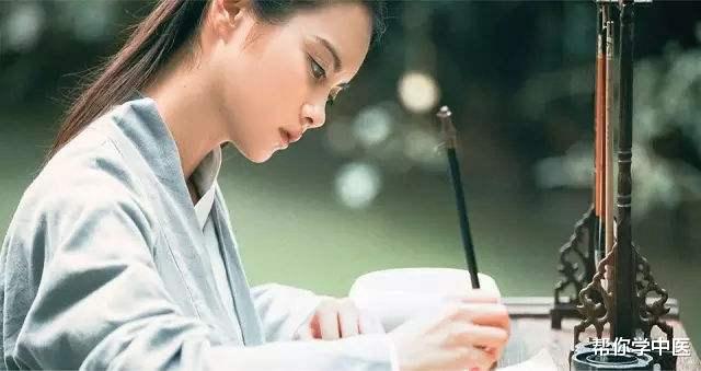 『深蹲』顽固口腔溃疡,多半是脾虚!老前辈一张方子,告诉你什么是中医