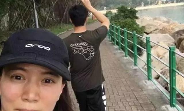 袁咏仪|袁咏仪坐月子天天洗头，谢娜42天洗一次，如今两人体质差距大