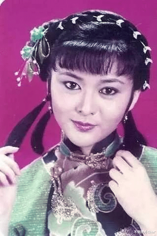 刘晓庆|女星纯天然挂历照：刘晓庆孙俪宋丹丹汪明荃那英…巩俐腋毛都没刮