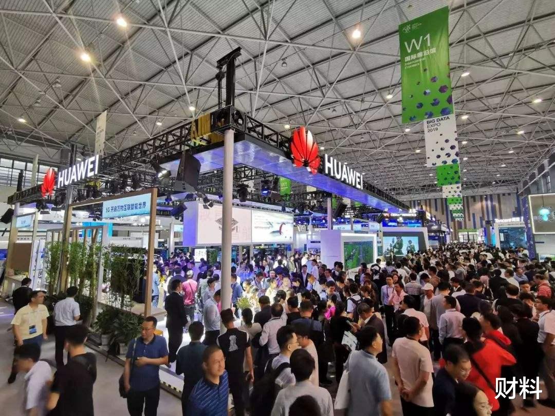 [路由器]一年卖出1.1亿台，打败美国巨头成世界第一，被误以为是外国品牌