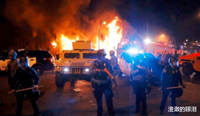 【美国】惨烈！“末日噩耗”席卷美国，特朗普泄露白宫“惊天机密”！