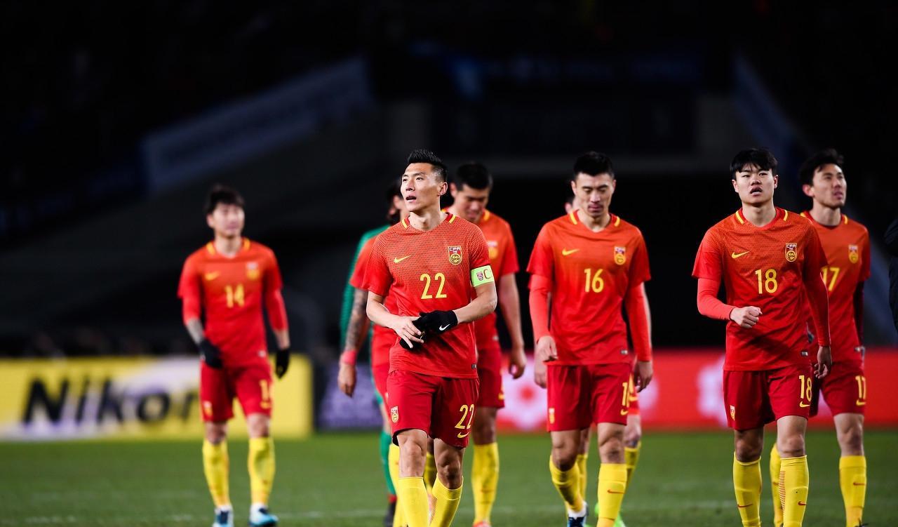 国足|国足12强赛稳了，归化到位，日媒：这套阵容，远超亚洲水平