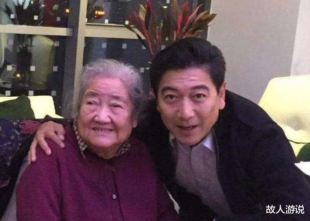 故人游说|苦命水均益：72岁残障哥哥至今未婚，他养了哥哥一辈子不离不弃