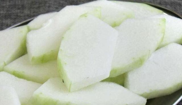 土豆|三伏天,多给孩子吃这道菜,维C是土豆6倍,做成丸子超级香