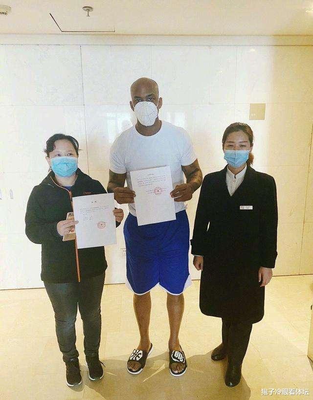 「纽约」筹集1000万个N95运往纽约 美媒评价马布里:中国篮球协会传奇人物