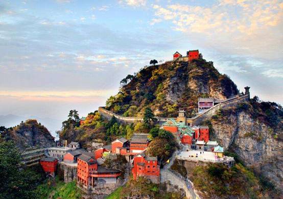 阿尔卑斯山|世界最赚钱的三座名山，其中两座在中国，年收入却不及第一名零头