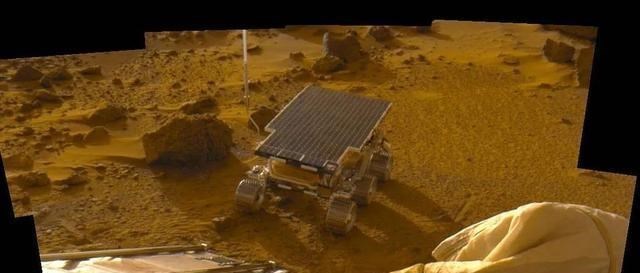 「火星探测器」下个月将有两枚火星探测器发射，有多少探测器火星上成功着陆过？