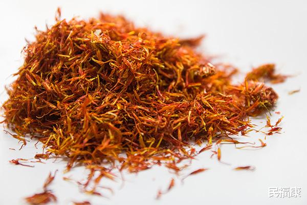 肝脏|肝不好，中指会有所体现，中指若无2种特征，暗示肝脏还不错
