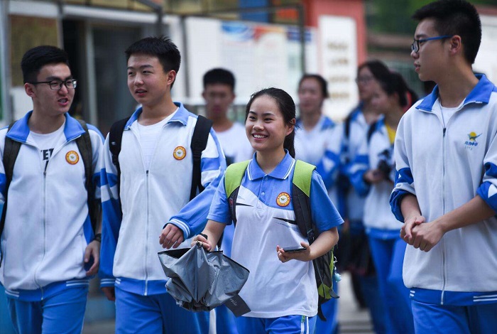 「物理」新高考选科,这3种组合被称为是“最佳组合”,性价比较高