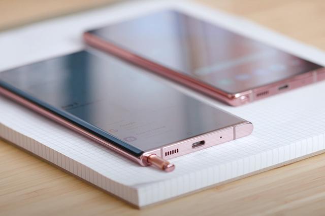 小米科技|三星Note20系列两旗舰预售量差10倍:相差2000元,越贵越值得买