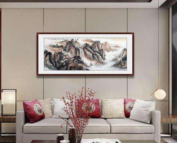 ＂客厅挂画如何选择？挂画的三大准则，轻松提升客厅品位＂