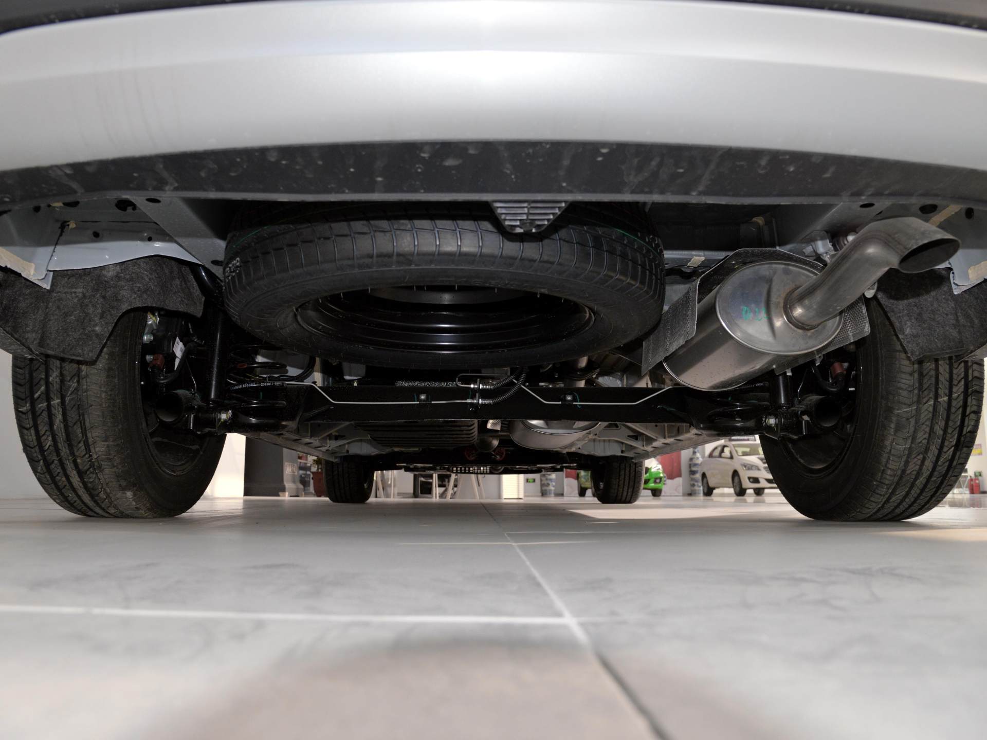 丰田凯美瑞|又一MPV火了！长安良心之作，轴距2820mm，仅7.98万起