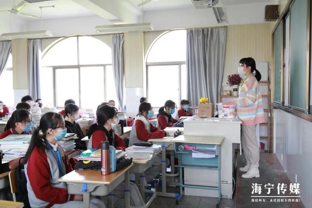 #中学#浙江的这些小学生开学了！上课、吃饭是怎样的呢？