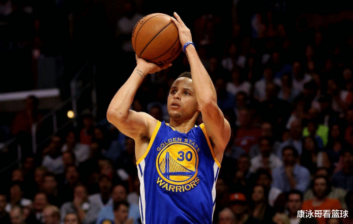 纳什|NBA历史谁罚球最准？前五三位巨星，纳什90.4%第三，第一居然是他