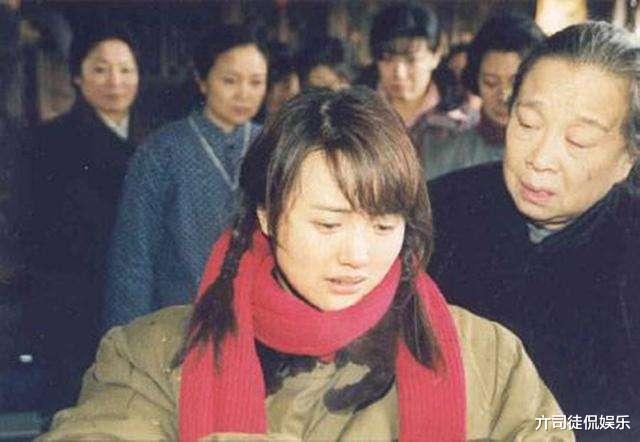 [辛柏青]明星夫妻相守27年，演戏都是夫妻档，如今一家三口很幸福