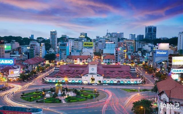 【胡志明市】被称为“东方巴黎”的胡志明市，如果放在中国，能达到几线城市？