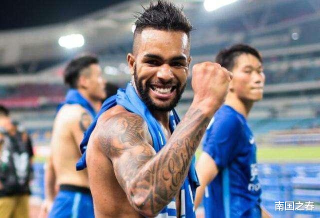 江苏苏宁@中超开赛迎利好信号！苏宁主帅携三大外援归队，特谢拉传好消息！