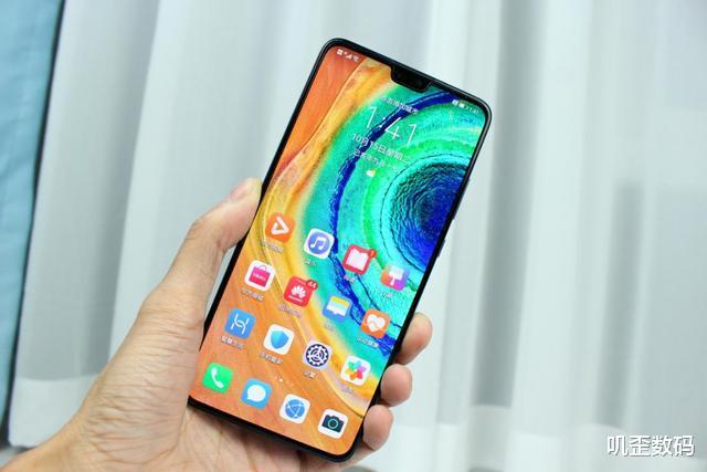 5G■余承东亮剑，华为Mate30 5G一夜跌至“小米价”，网友：等到了