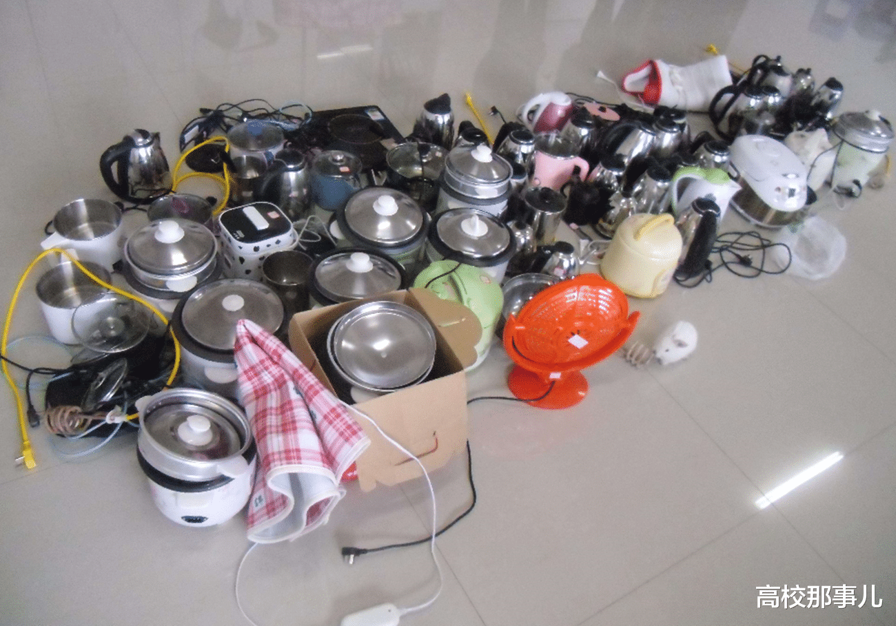 大学|大一入学，学长学姐推荐的这4样东西不要买，再不好意也要拒绝