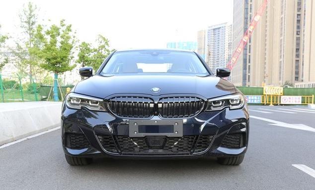 『宝马5系』落地42万没要宝马5系,却提了辆宝马330i,车主:说了一句心里话