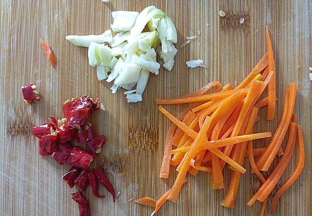 丝瓜|多给孩子吃这菜，补钙补铁又补锌，孩子常吃提高智力发育