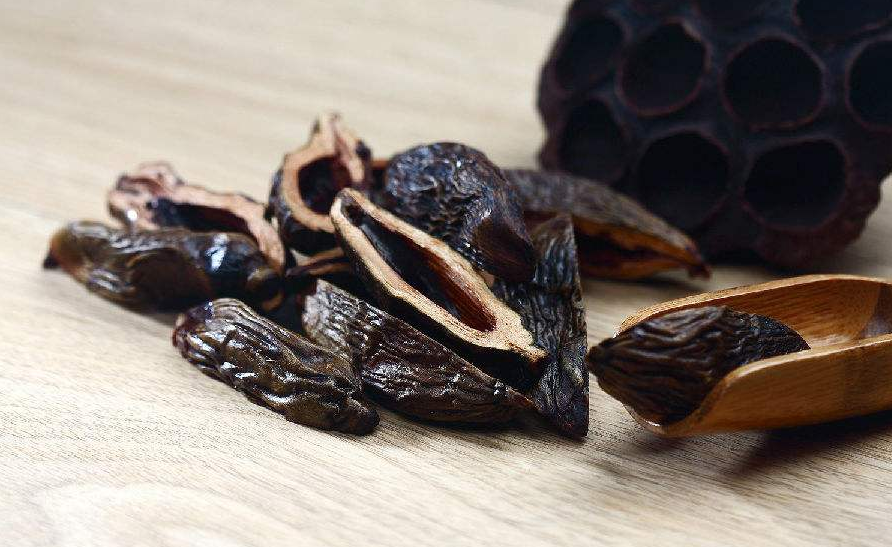 『金针菇』这6种零食，吃一口给你100，你能吃多少？网友：我能吃成世界首富