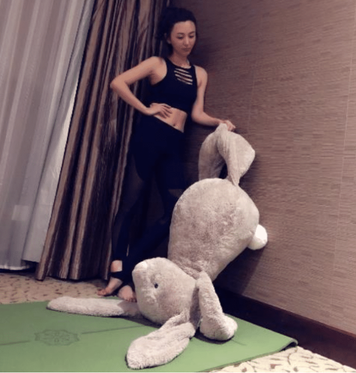 杨幂|本是杨幂助理，因长相太美被导演看中，今与胡歌搭戏一炮而红！