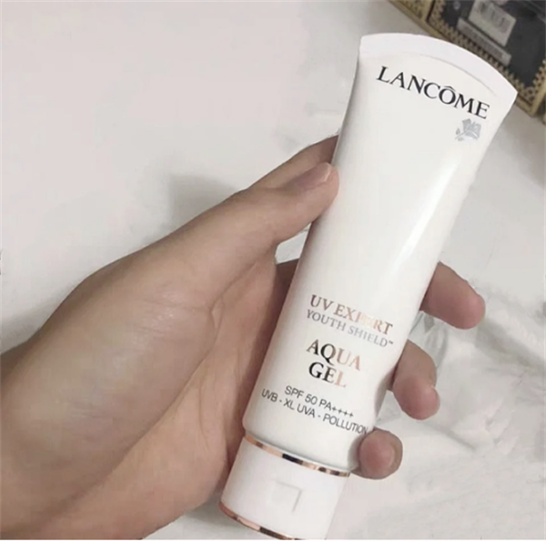 【防晒】2020热门防晒霜攻略,这5款好用不踩雷,清爽不粘腻