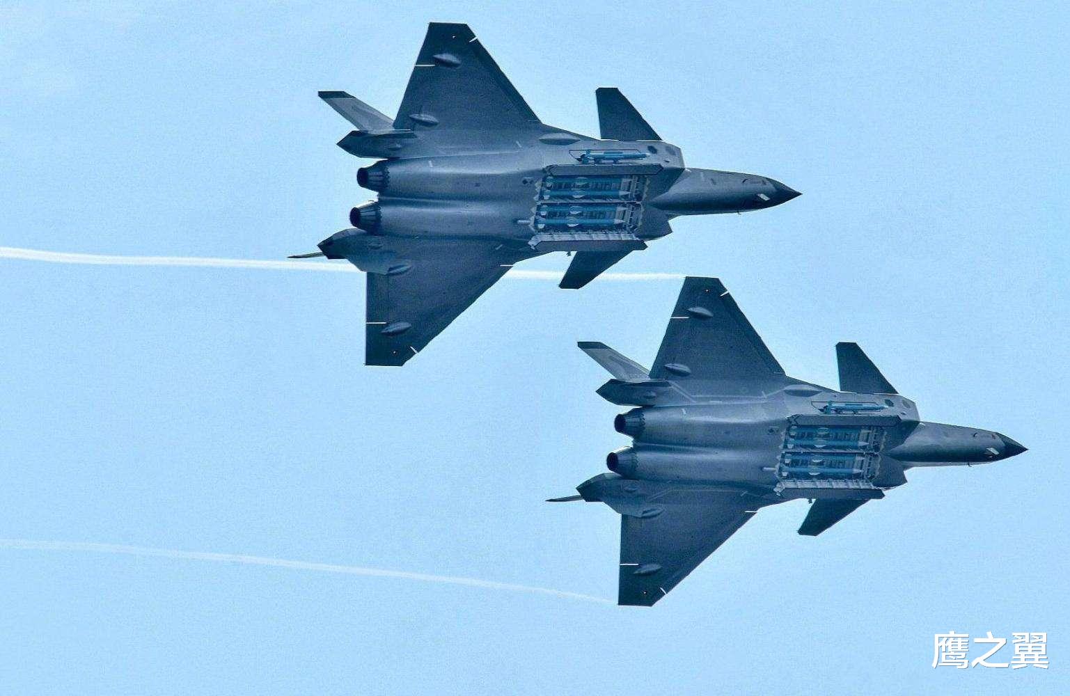 『歼-20』世界五代机航程对比：苏57航程3500，F22航程2400，我国歼20呢？