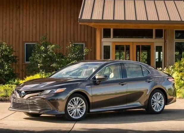 丰田凯美瑞@20万以内的B型车，谁才是性价比王，网友：毫无疑问，凯美瑞