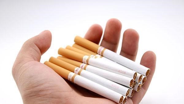 戒烟|抽烟的人，难逃4种结局，医生告诉你2个科学的戒烟法，早戒早好