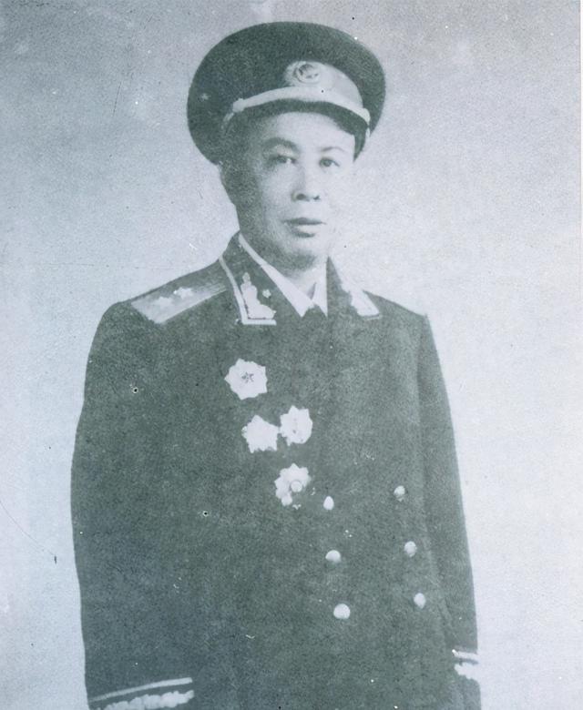解放战争|抗美援朝首批六个军长，回国后担任什么职务？哪位的职务最高？