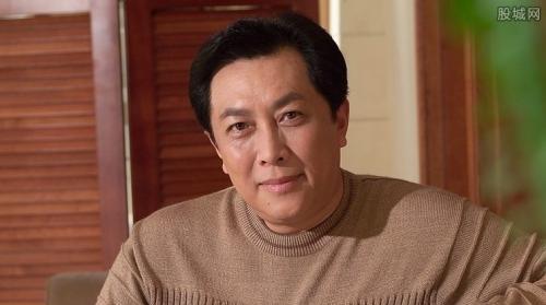 唐国强|“老戏骨”唐国强的虚伪人生