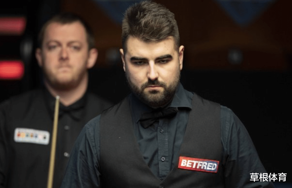 奥沙利文|世锦赛最新战报！超级黑马8-2晋级在望，中国一哥7-5奥沙利文