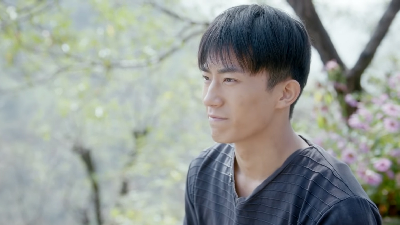 #房似锦#《安家》：房似锦弟弟迷之微笑，细思极恐，以退为进比潘贵雨更狠