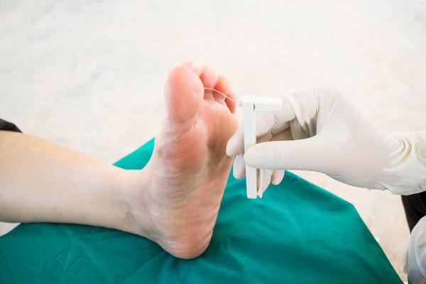 疾病|糖尿病患者，脚部若出现4个症状，糖尿病足已缠上你，需重视
