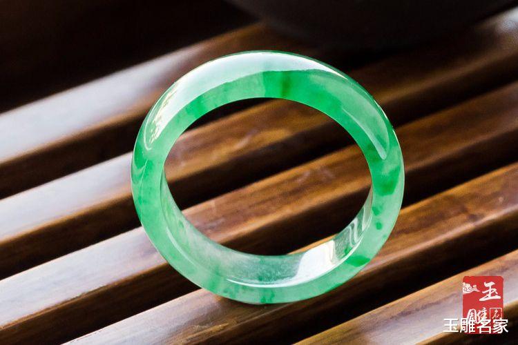 翡翠|a货是什么意思？a货翡翠有些什么特征？