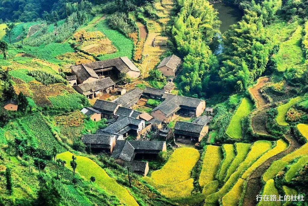 |避开十一的人山人海，寻一处仙境又清静的美景，就来这里