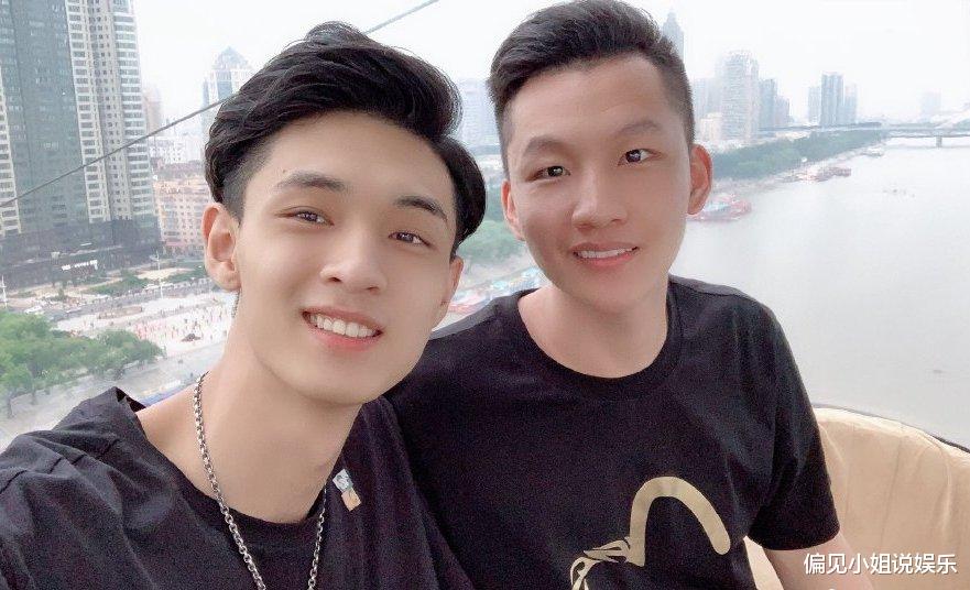 岳云鹏■德云社岳云鹏教徒有方，两个徒弟迅速走红，郭德纲都未必能这么神