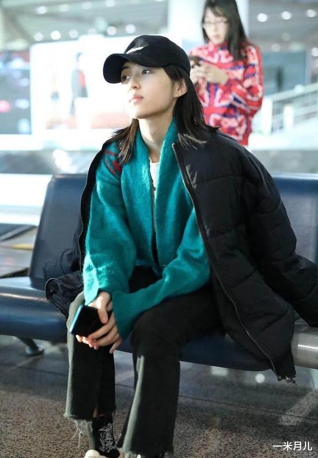 『张子枫』张子枫婉言谢绝《向往》,何炅这样留言,让人难以抗拒!